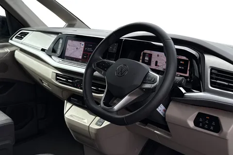 14 of 64 for VOLKSWAGEN CALIFORNIA 2.0 TDI Ocean 5dr DSG