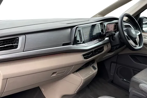 15 of 64 for VOLKSWAGEN CALIFORNIA 2.0 TDI Ocean 5dr DSG