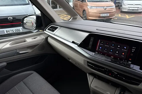 20 of 64 for VOLKSWAGEN CALIFORNIA 2.0 TDI Ocean 5dr DSG