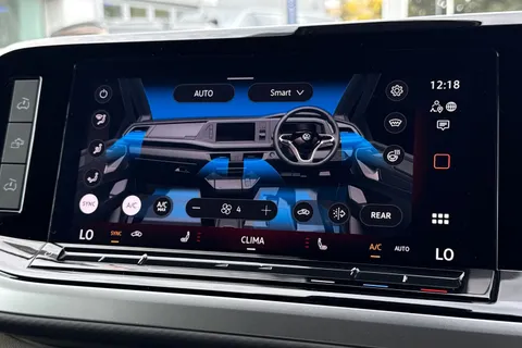 22 of 64 for VOLKSWAGEN CALIFORNIA 2.0 TDI Ocean 5dr DSG