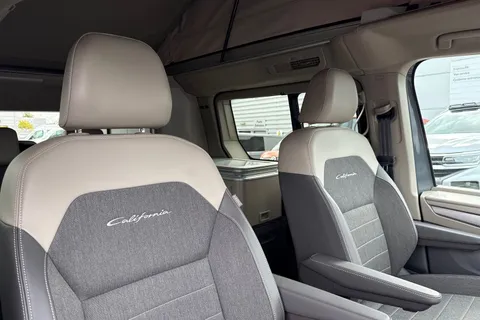 24 of 64 for VOLKSWAGEN CALIFORNIA 2.0 TDI Ocean 5dr DSG