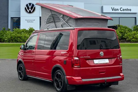 KU18XUW Volkswagen California 2.0 TDI BlueMotion Tech Beach 150PS DSG Thumbnail #3