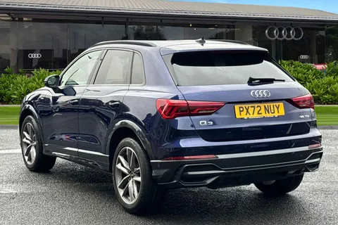 PX72NUY Audi Q3 Black Edition 35 TDI 150 PS S tronic Thumbnail #3