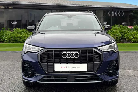 PX72NUY Audi Q3 Black Edition 35 TDI 150 PS S tronic Thumbnail #6