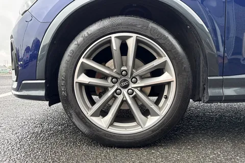 PX72NUY Audi Q3 Black Edition 35 TDI 150 PS S tronic Thumbnail #10