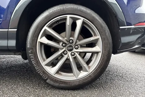 PX72NUY Audi Q3 Black Edition 35 TDI 150 PS S tronic Thumbnail #11