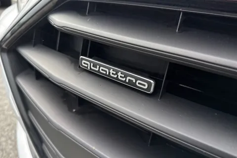 25 of 65 for AUDI A7 40 TDI Quattro Black Edition 5dr S Tronic