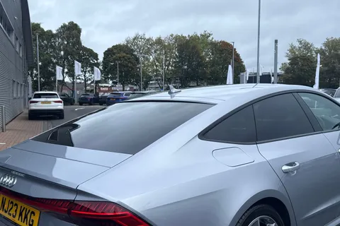 30 of 65 for AUDI A7 40 TDI Quattro Black Edition 5dr S Tronic