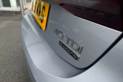 32 of 65 for AUDI A7 40 TDI Quattro Black Edition 5dr S Tronic