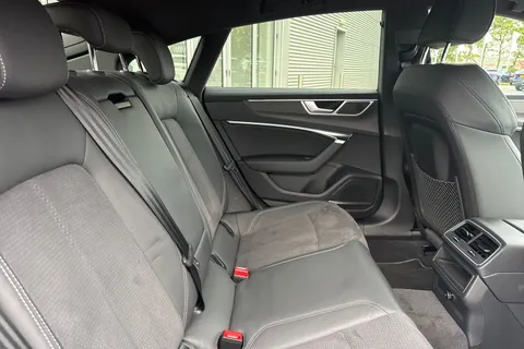 37 of 65 for AUDI A7 40 TDI Quattro Black Edition 5dr S Tronic