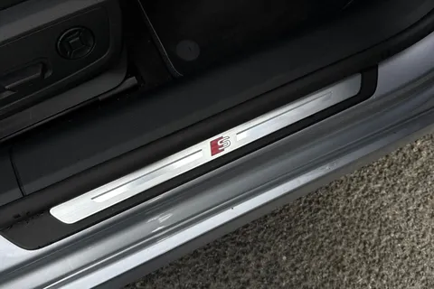 43 of 65 for AUDI A7 40 TDI Quattro Black Edition 5dr S Tronic