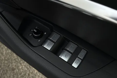 47 of 65 for AUDI A7 40 TDI Quattro Black Edition 5dr S Tronic