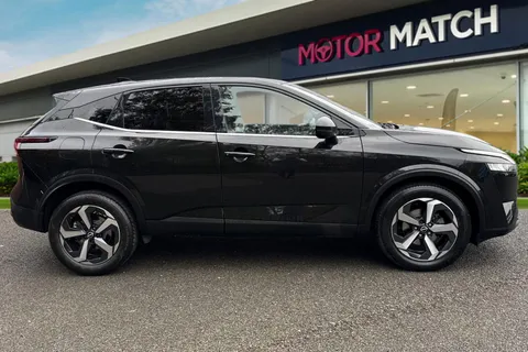 YT72KZX Nissan Qashqai 1.3 DIG-T MHEV N-Connecta XTRON Euro 6 (s/s) 5dr Thumbnail #4