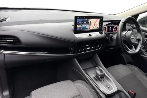 YT72KZX Nissan Qashqai 1.3 DIG-T MHEV N-Connecta XTRON Euro 6 (s/s) 5dr Thumbnail #16