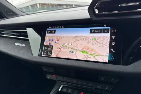 Audi S3 2.0 TFSI Black Edition Sportback S Tronic quattro Euro 6 (s/s) 5dr Thumbnail #17