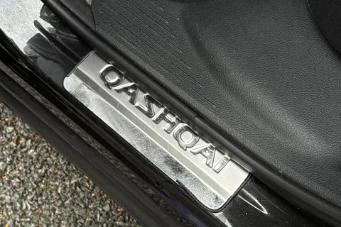 YT72KZX Nissan Qashqai 1.3 DIG-T MHEV N-Connecta XTRON Euro 6 (s/s) 5dr Thumbnail #33