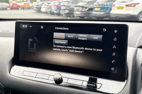 YT72KZX Nissan Qashqai 1.3 DIG-T MHEV N-Connecta XTRON Euro 6 (s/s) 5dr Thumbnail #44