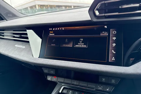 Audi S3 2.0 TFSI Black Edition Sportback S Tronic quattro Euro 6 (s/s) 5dr Thumbnail #40