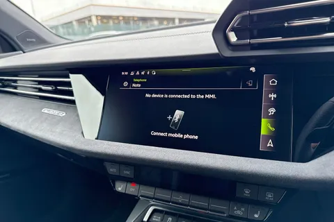 Audi S3 2.0 TFSI Black Edition Sportback S Tronic quattro Euro 6 (s/s) 5dr Thumbnail #41