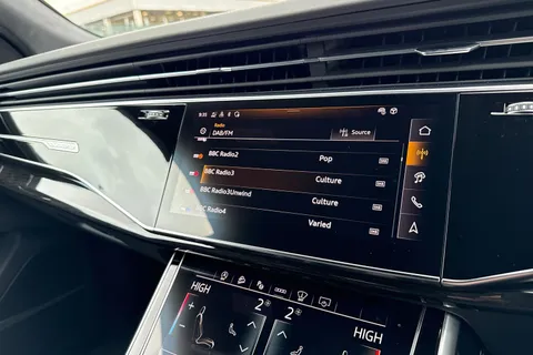  Audi Q8 3.0 TDI V6 50 Vorsprung Tiptronic quattro Euro 6 (s/s) 5dr Thumbnail #39