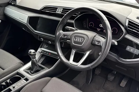 14 of 51 for AUDI Q3 35 TDI Quattro Sport 5dr