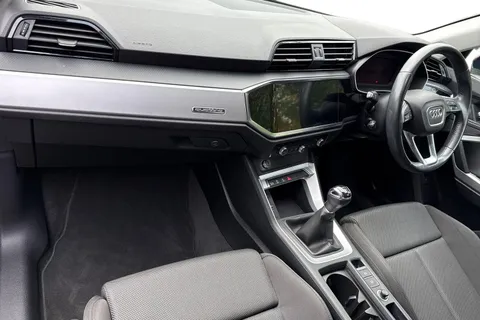 15 of 51 for AUDI Q3 35 TDI Quattro Sport 5dr