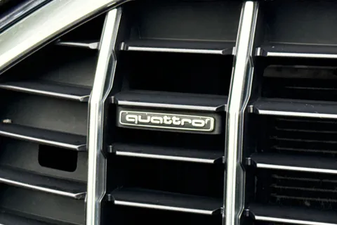 27 of 51 for AUDI Q3 35 TDI Quattro Sport 5dr