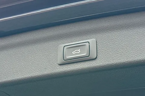 32 of 51 for AUDI Q3 35 TDI Quattro Sport 5dr