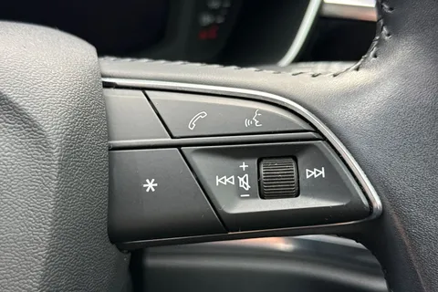 39 of 51 for AUDI Q3 35 TDI Quattro Sport 5dr