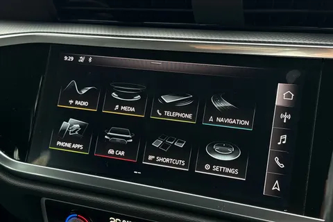 44 of 51 for AUDI Q3 35 TDI Quattro Sport 5dr