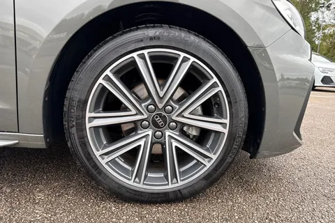 KO74RYV Audi A1 S line 30 TFSI 116 PS S tronic Thumbnail #10