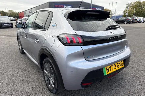 NY73GXG PEUGEOT e-208 50kWh Allure Premium + Auto 5dr (7.4kW Charger) Thumbnail #8