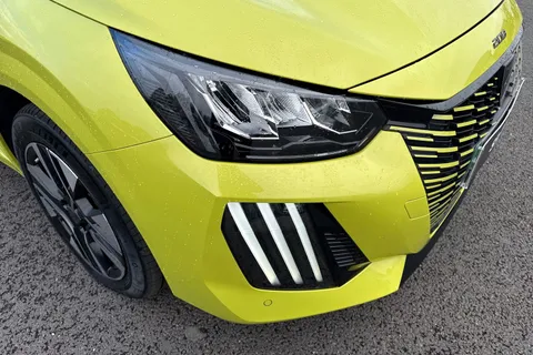 MF73AFU PEUGEOT e-208 50kWh E-Style Auto 5dr (7.4kW Charger) Thumbnail #9