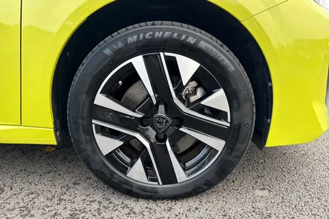 MF73AFU PEUGEOT e-208 50kWh E-Style Auto 5dr (7.4kW Charger) Thumbnail #10