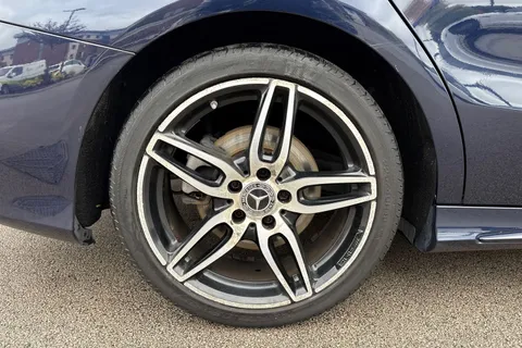 LS68WMZ Mercedes-Benz Cla Class 2.1 CLA220d AMG Line Coupe 7G-DCT Euro 6 (s/s) 4dr Thumbnail #11