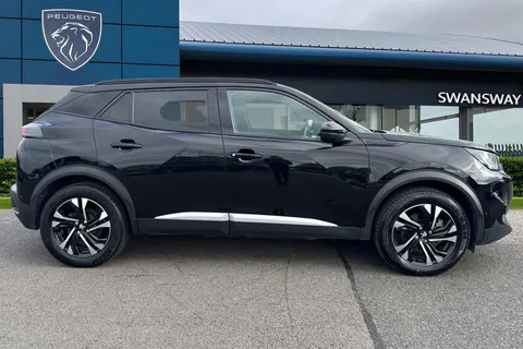 FA21NFC PEUGEOT e-2008 50kWh GT Auto 5dr Thumbnail #4