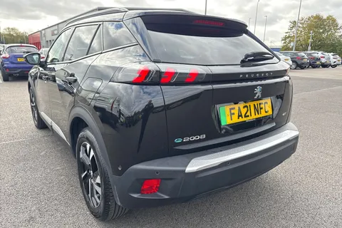 FA21NFC PEUGEOT e-2008 50kWh GT Auto 5dr Thumbnail #8