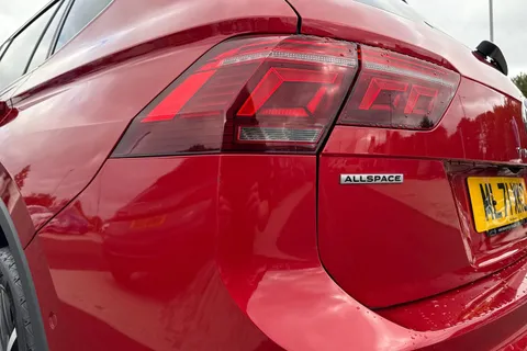 8 of 51 for VOLKSWAGEN TIGUAN ALLSPACE 1.5 TSI Elegance 5dr DSG