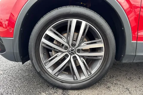 12 of 51 for VOLKSWAGEN TIGUAN ALLSPACE 1.5 TSI Elegance 5dr DSG
