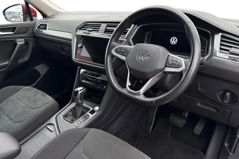 14 of 51 for VOLKSWAGEN TIGUAN ALLSPACE 1.5 TSI Elegance 5dr DSG