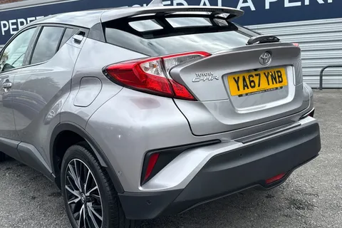 YA67YNB Toyota C-Hr 1.2 VVT-i Excel Euro 6 (s/s) 5dr Thumbnail #8