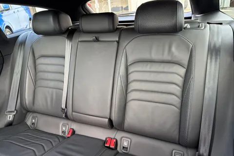 19 of 64 for VOLKSWAGEN ARTEON 2.0 TSI R 5dr 4MOTION DSG