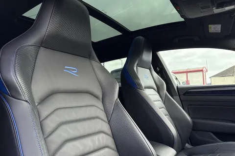 24 of 64 for VOLKSWAGEN ARTEON 2.0 TSI R 5dr 4MOTION DSG