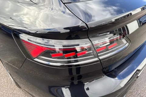 25 of 64 for VOLKSWAGEN ARTEON 2.0 TSI R 5dr 4MOTION DSG