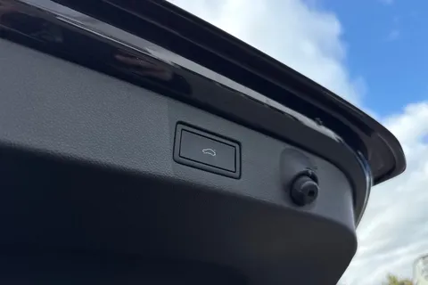 27 of 64 for VOLKSWAGEN ARTEON 2.0 TSI R 5dr 4MOTION DSG