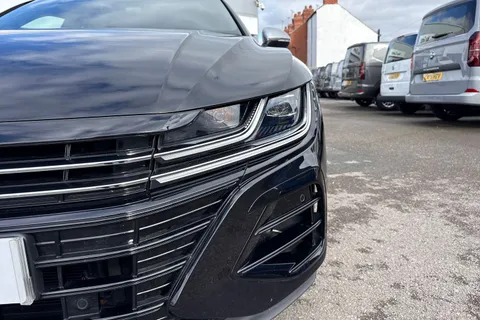 31 of 64 for VOLKSWAGEN ARTEON 2.0 TSI R 5dr 4MOTION DSG