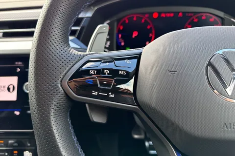 45 of 64 for VOLKSWAGEN ARTEON 2.0 TSI R 5dr 4MOTION DSG