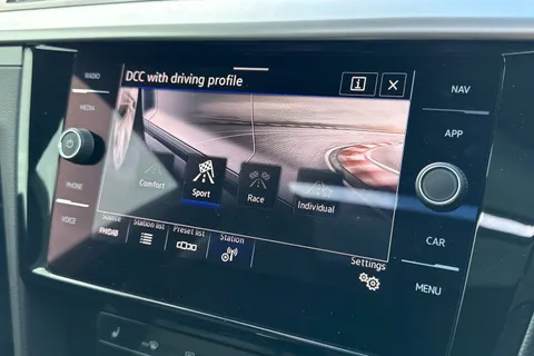 50 of 64 for VOLKSWAGEN ARTEON 2.0 TSI R 5dr 4MOTION DSG