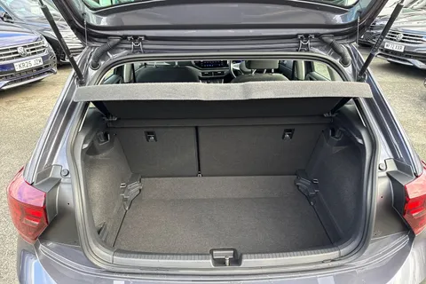 DE72MRX Volkswagen Polo 1.0 TSI Life 5dr | App Connect | Rain Sensors Thumbnail #7