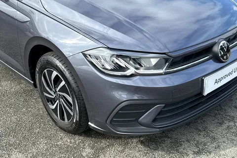 DE72MRX Volkswagen Polo 1.0 TSI Life 5dr | App Connect | Rain Sensors Thumbnail #9